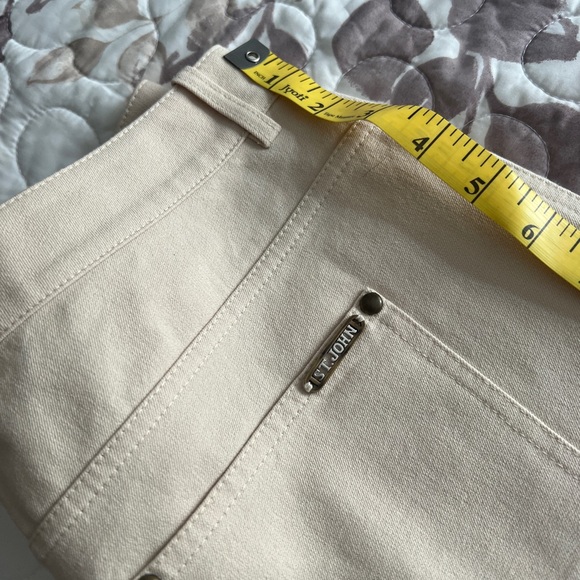 Pants - Picture 2 of 7